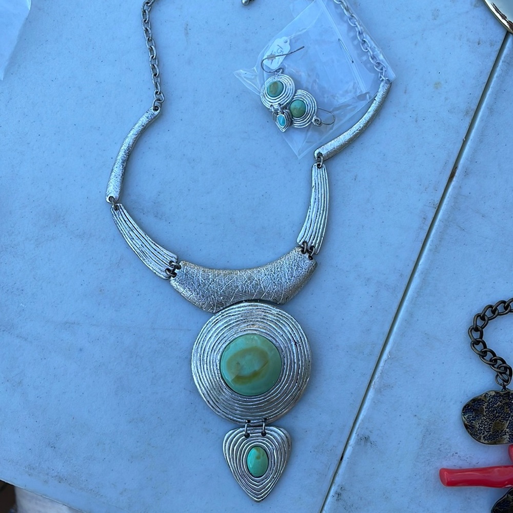 Stone necklace and matching earrings